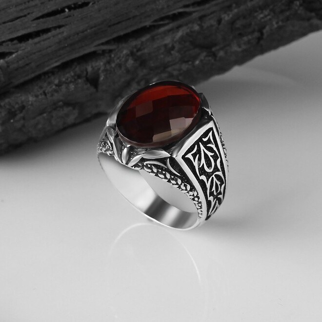 Men's silver ring with a distinctive engraving with zircon stone - 3