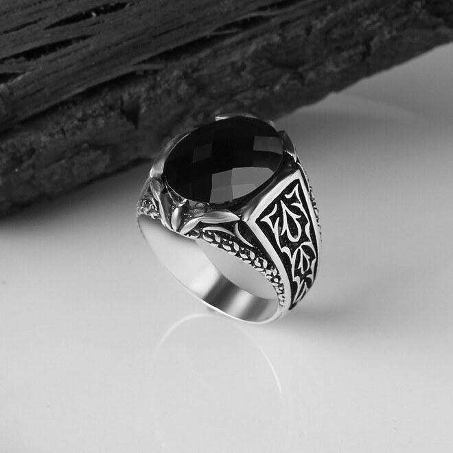 Men's silver ring with a distinctive engraving with zircon stone - 9