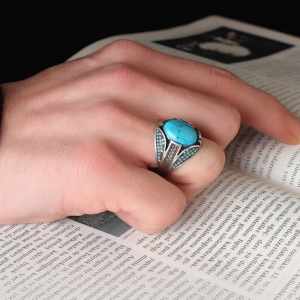 Men's silver ring with a distinctive turquoise stone - 2