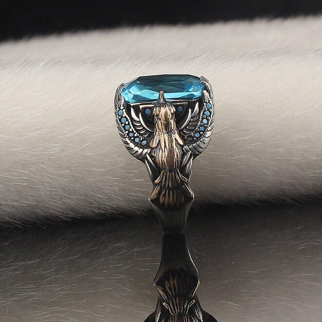 Men's silver ring with eagle design with topaz stone - 2