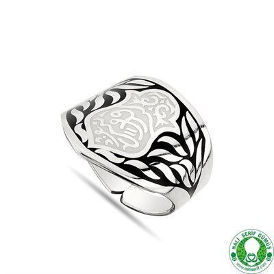 Men's sterling silver ring from Nali Sharif, model Zinger Oksha, decorated with the distinctive pinky hand - 2