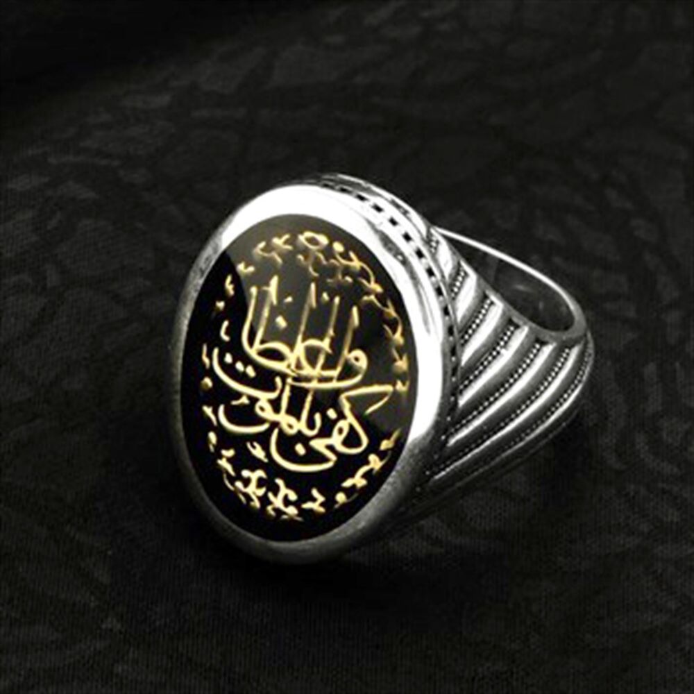 Men's sterling silver ring with gemstone enamel engraved on the edges of the ring (Death is enough for a preacher) in Arabic - 1