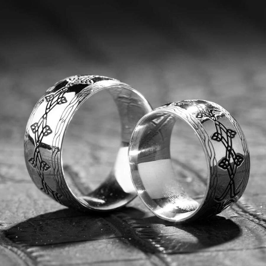 Pair of Symmetrical Patterned Silver Wedding Rings - 3