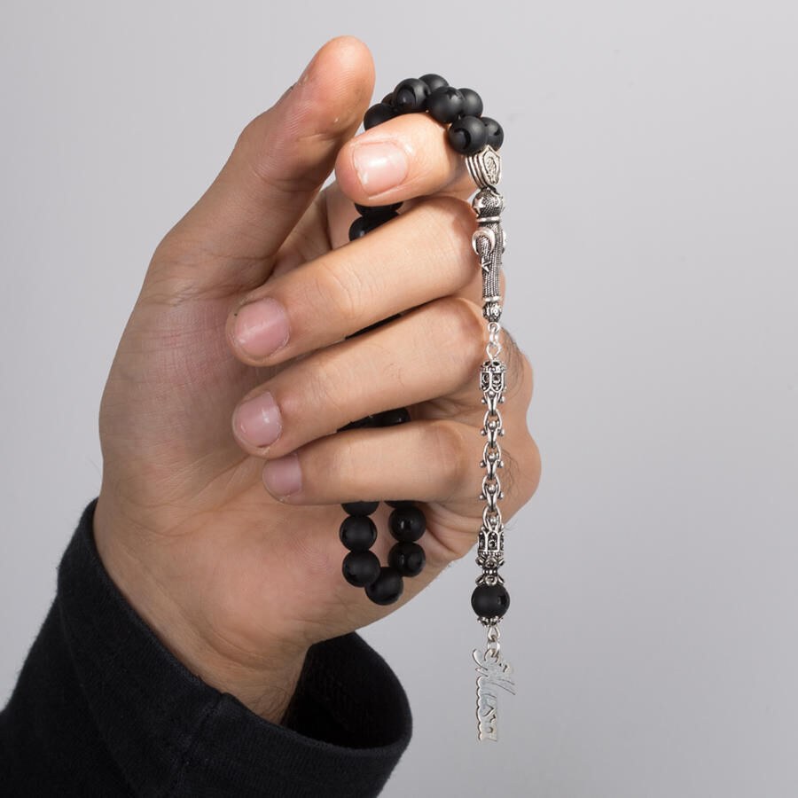 Rosary made of Onyx stone with custom name engraved tassel - 1